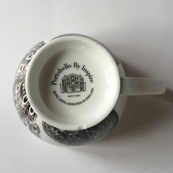Portobello by Inspire Peacock Footed Coffee Mug Black White Bone China - Picture 7 of 8